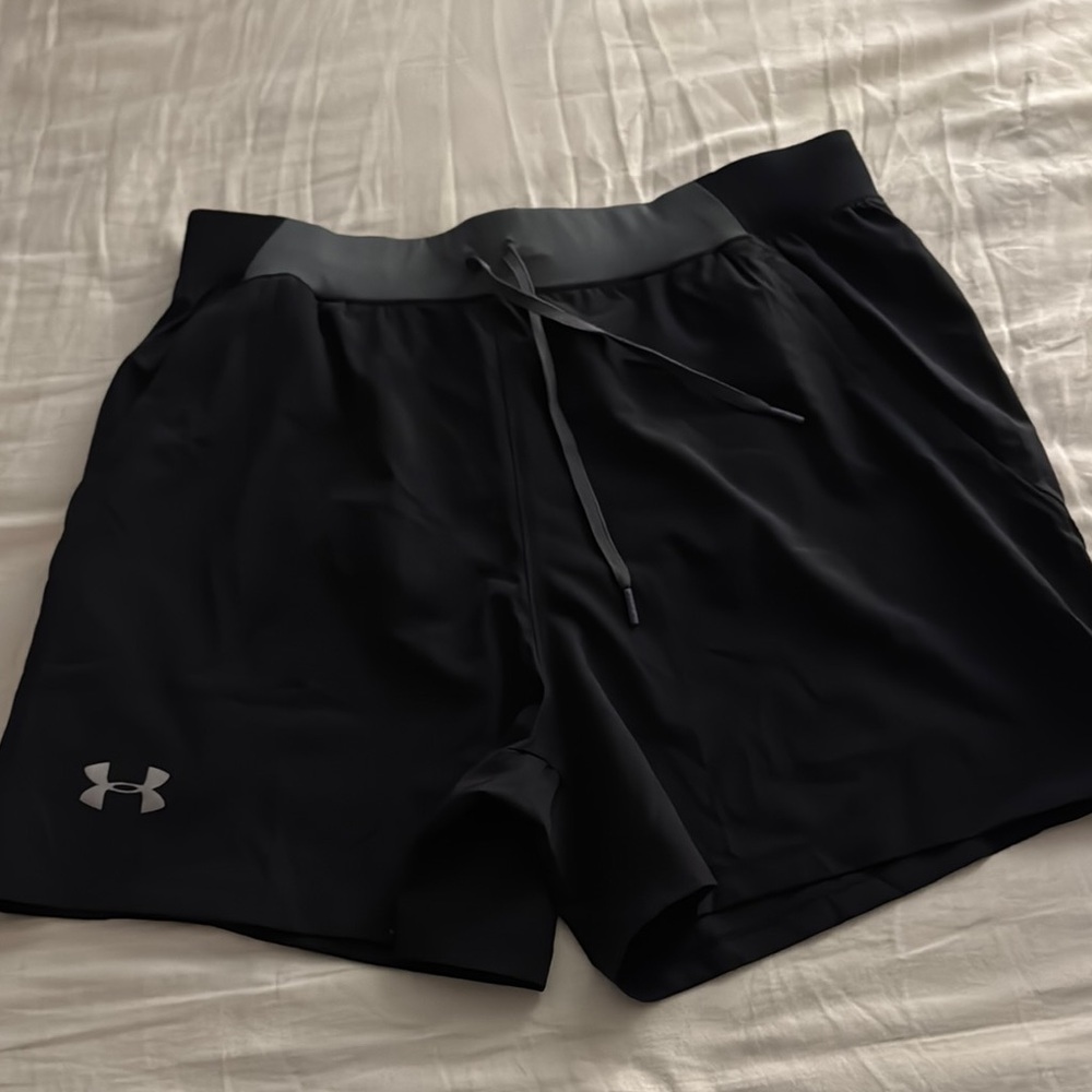 Under Armour Black Athletic Running Shorts Lightweight Performance